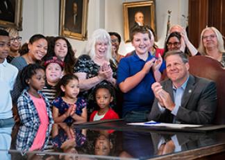 governor sununu with students at hb367 bill signing